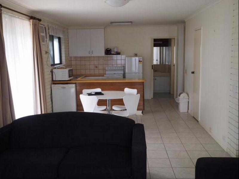 Jacaranda Holiday Units Суон-Хилл Экстерьер фото